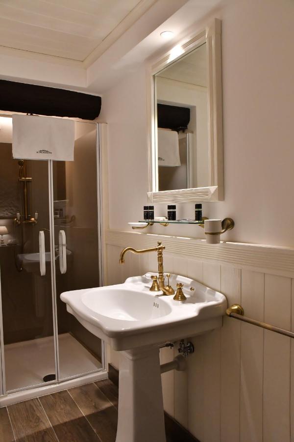 Aparthotel Al Palazzetto Udine Esterno foto
