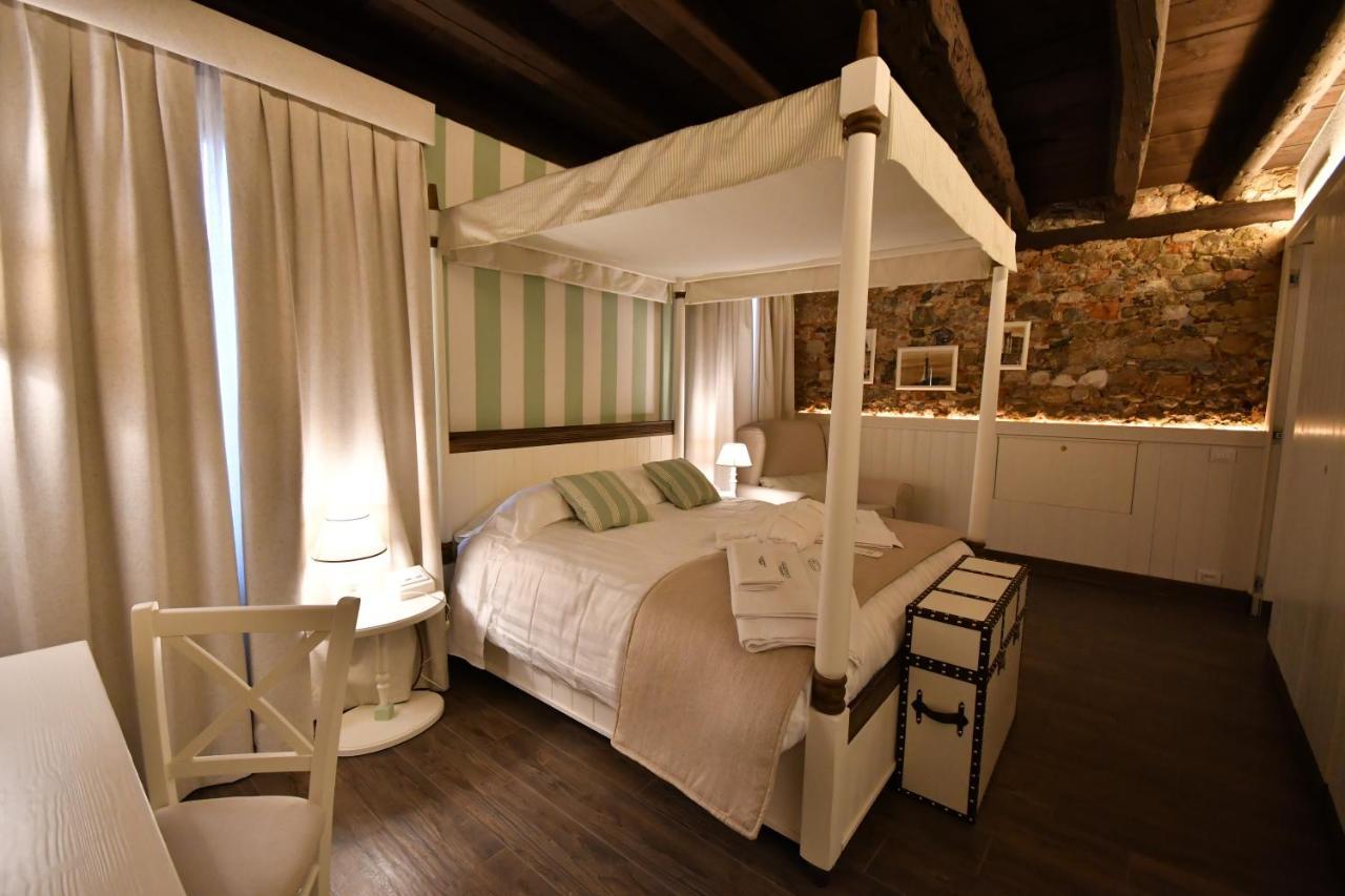 Aparthotel Al Palazzetto Udine Esterno foto