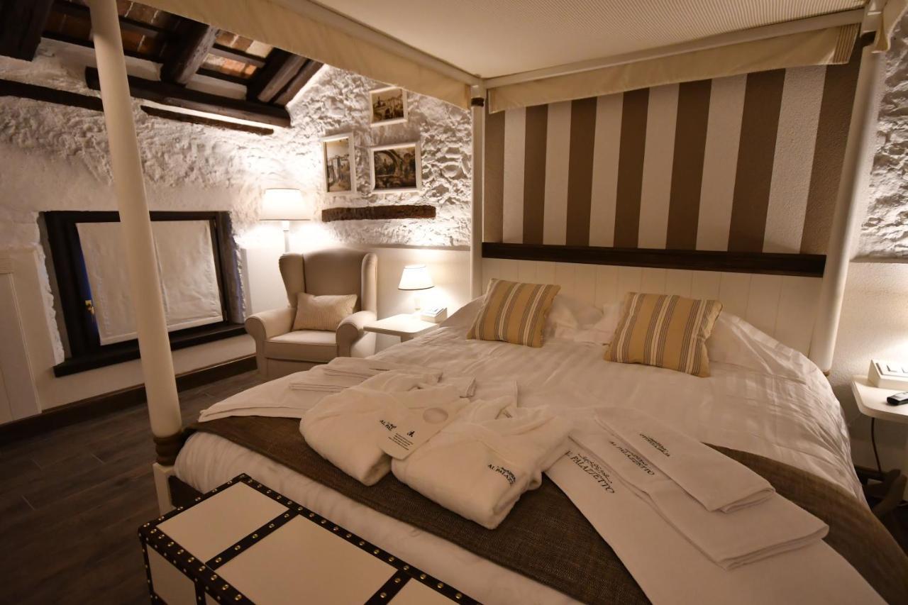 Aparthotel Al Palazzetto Udine Esterno foto
