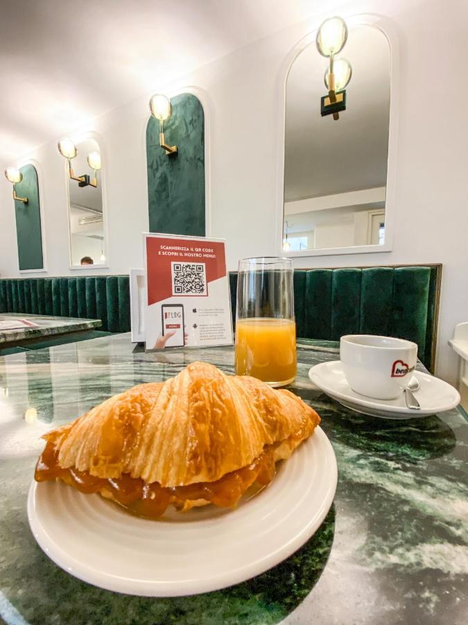 Aparthotel Al Palazzetto Udine Esterno foto